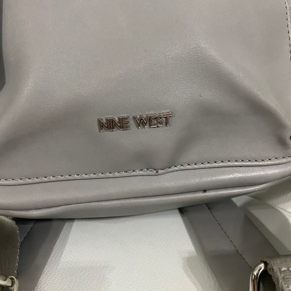 Small backpack - Picture 2 of 2